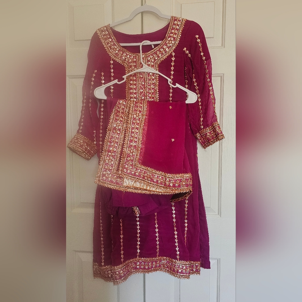 Elegant Magenta and Gold Embroidered Outfit